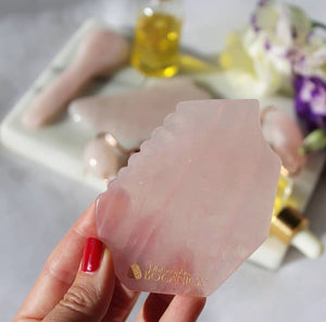 APHRODITE GUA SHA STONE IN ROSE QUARTZ